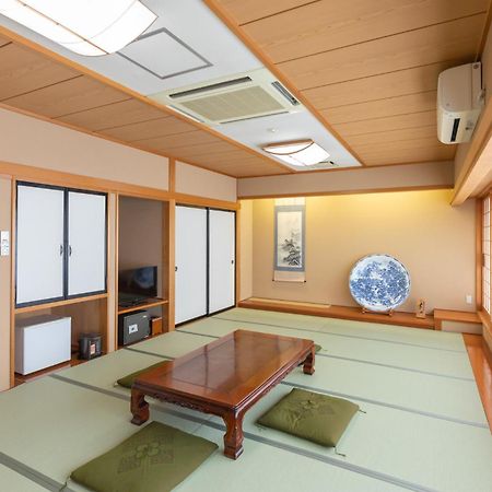 天然温泉白川郷の湯 Hotel Shirakawa  Exterior photo